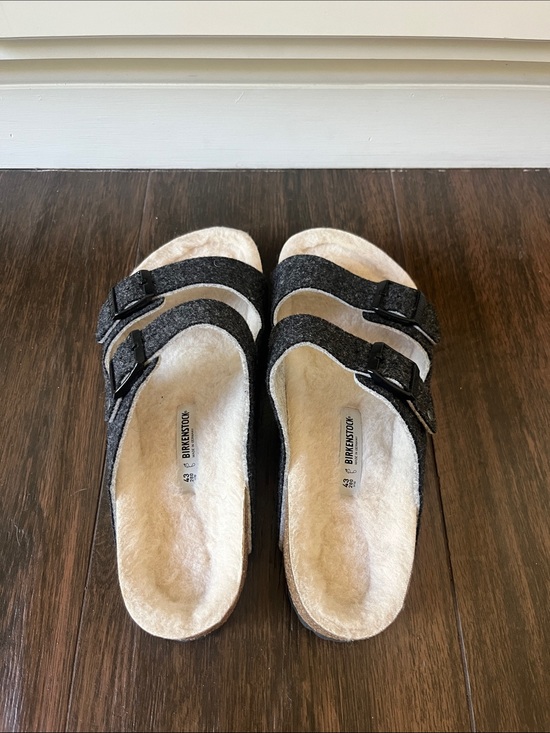 NWT BIRKENSTOCK ARIZONA SANDALS main image 4